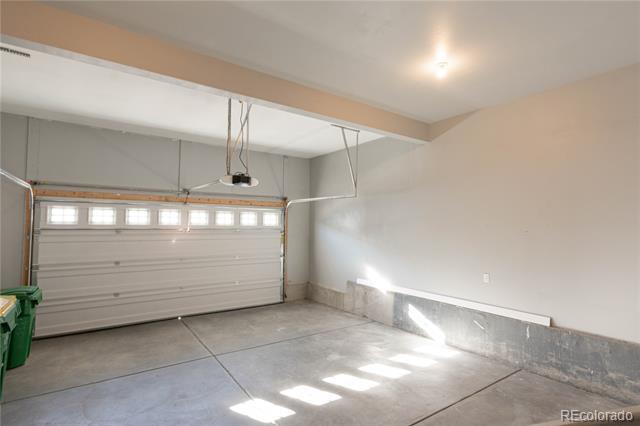 Building Photo - 199 Simmental Lp