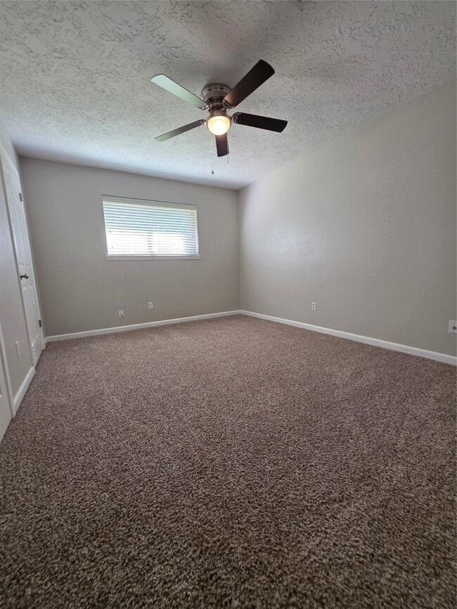 Building Photo - 17602 Heritage Bay Dr