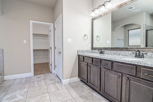 Building Photo - 6014 Sunrise Way