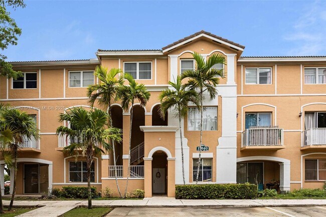 Primary Photo - 17640 NW 73rd Ave