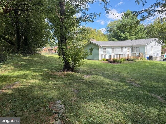 Building Photo - 23 Montague Cir