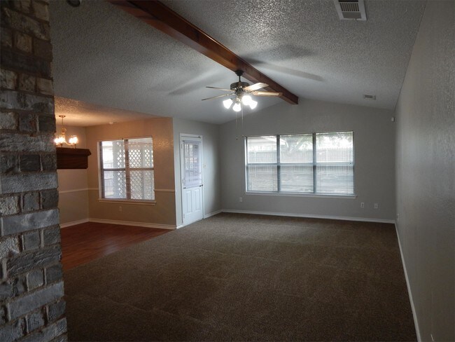 Building Photo - 4503 River Oaks Dr