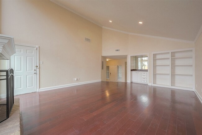 Building Photo - 15910 Tumbling Rapids Dr