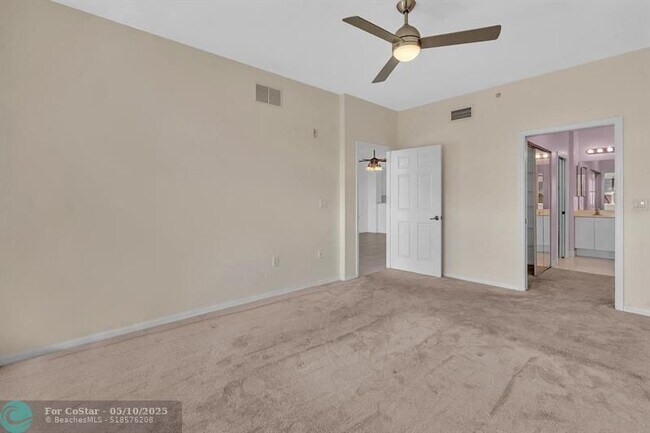 Building Photo - 7765 Yardley Dr