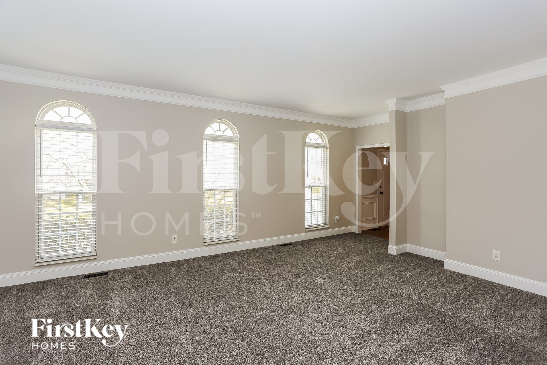 Building Photo - 8601 Glade Ct