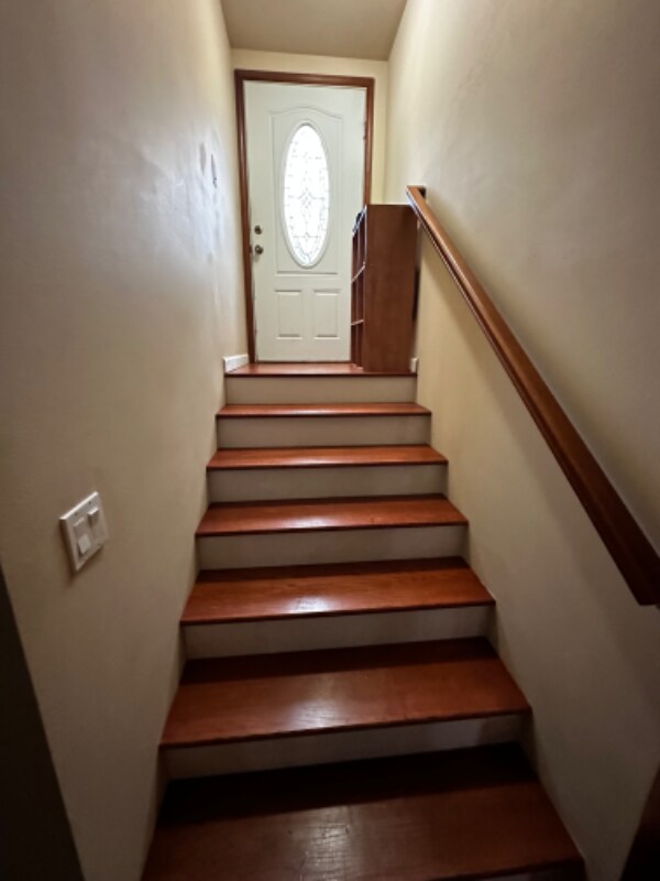 Building Photo - 17509 32nd Ave W