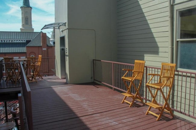 Building Photo - 610 Mulberry Street, #3