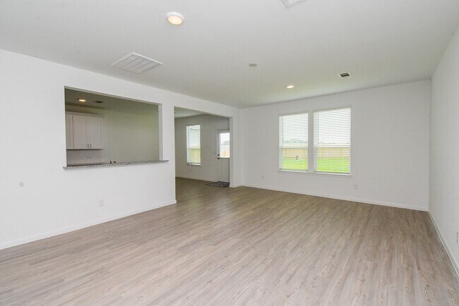 Building Photo - 23923 Escardilla Dr