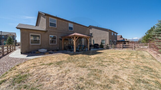 Building Photo - Immaculate 5 Bedroom Home in Wolf Ranch