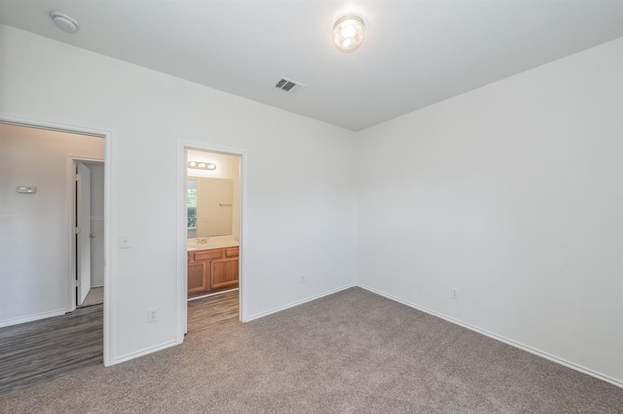 Building Photo - 703 Donny Brook Dr