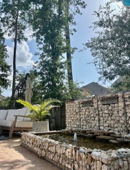 Building Photo - 322 Fanpalm Ct