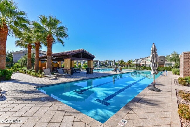 Building Photo - 4077 S Sabrina Dr