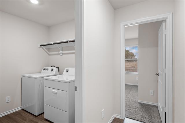 Building Photo - 4318 Carnation Dr