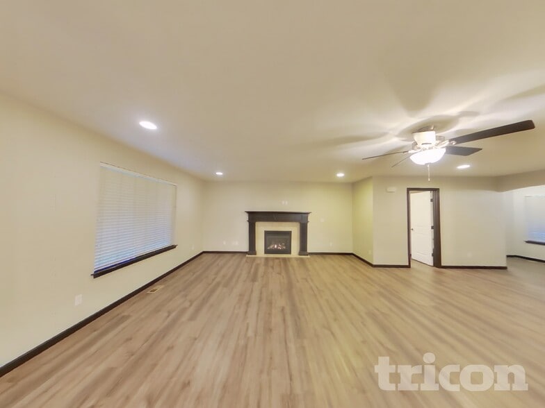 Building Photo - 6706 206th St Ct E