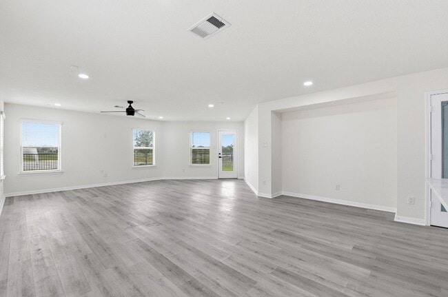Building Photo - 10433 Russell Pines Dr