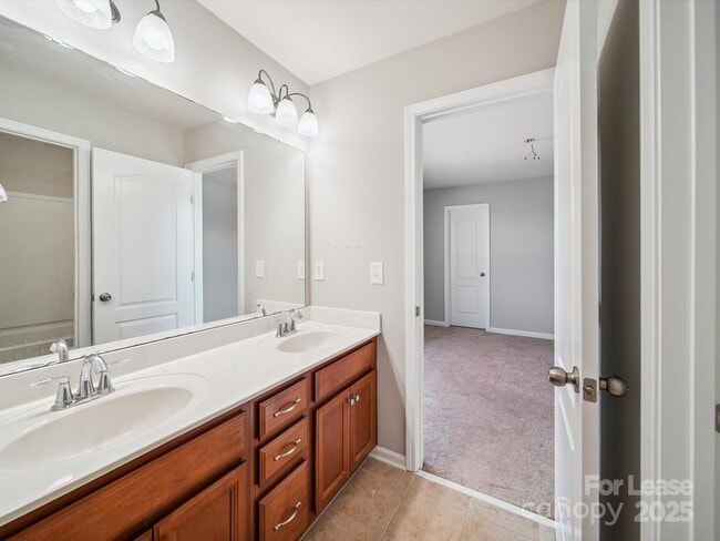 Building Photo - 10327 Rutledge Ridge Dr NW