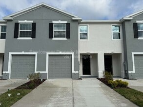 Building Photo - 33031 Tulip Petal Ln