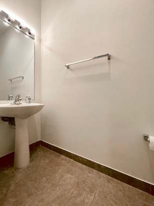 Building Photo - 2563 Stockbridge Square SW