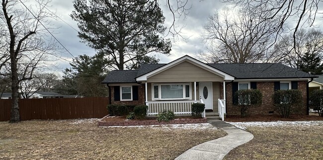 Primary Photo - All brick ranch. Spacious living room. Lar...