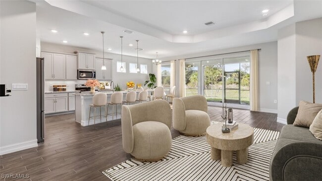 Building Photo - 425 Coral Reef Pl