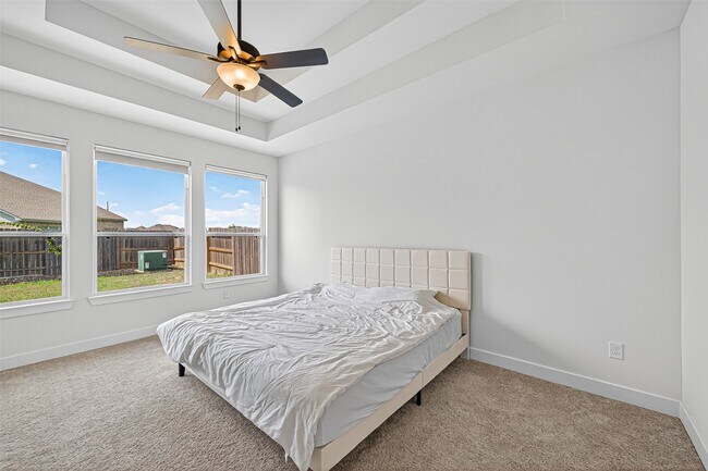 Building Photo - 8735 Flounder Rosa Ln