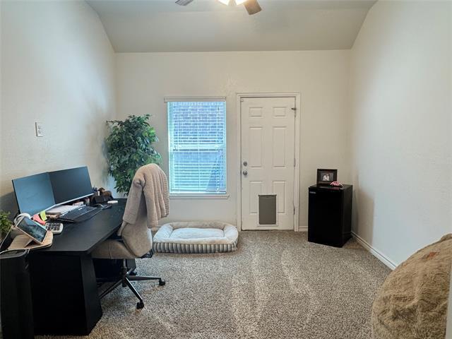 Building Photo - 1020 Lake Sierra Wy