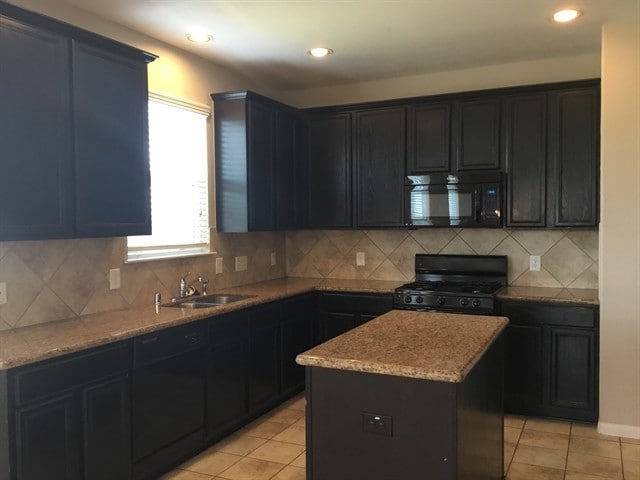 Building Photo - 19554 Plantation Cove Ln