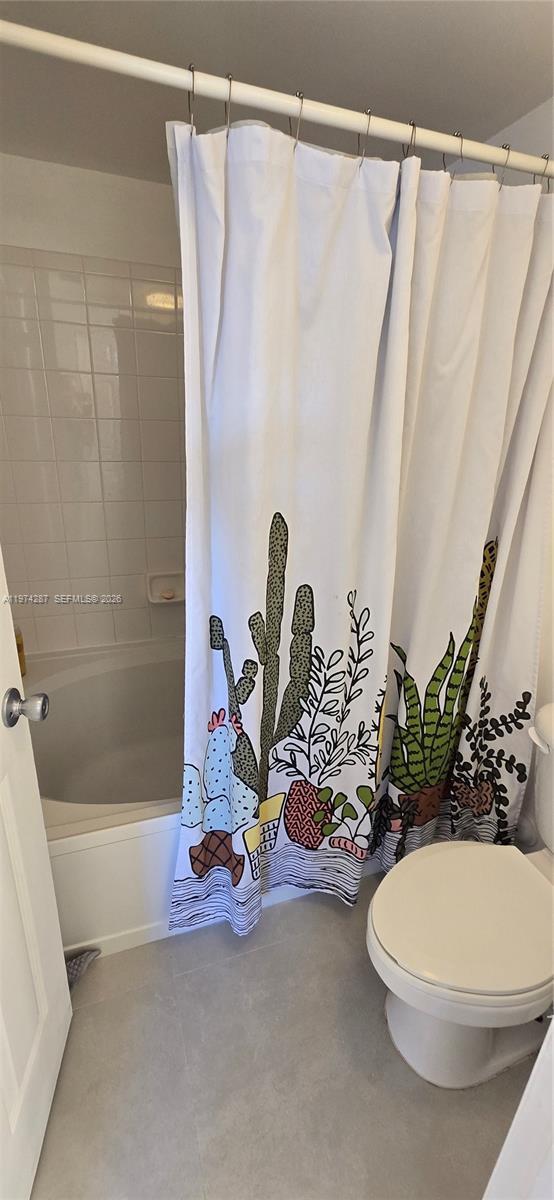 Building Photo - 2945 NE 185th St