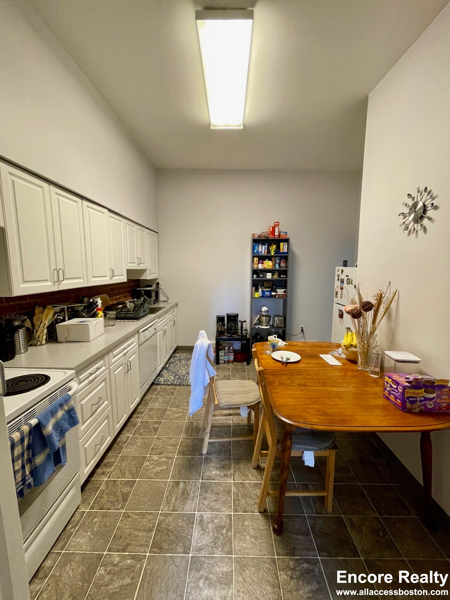 Building Photo - 15 Stearns Rd