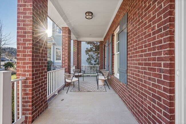 Building Photo - 1036 Clifton St