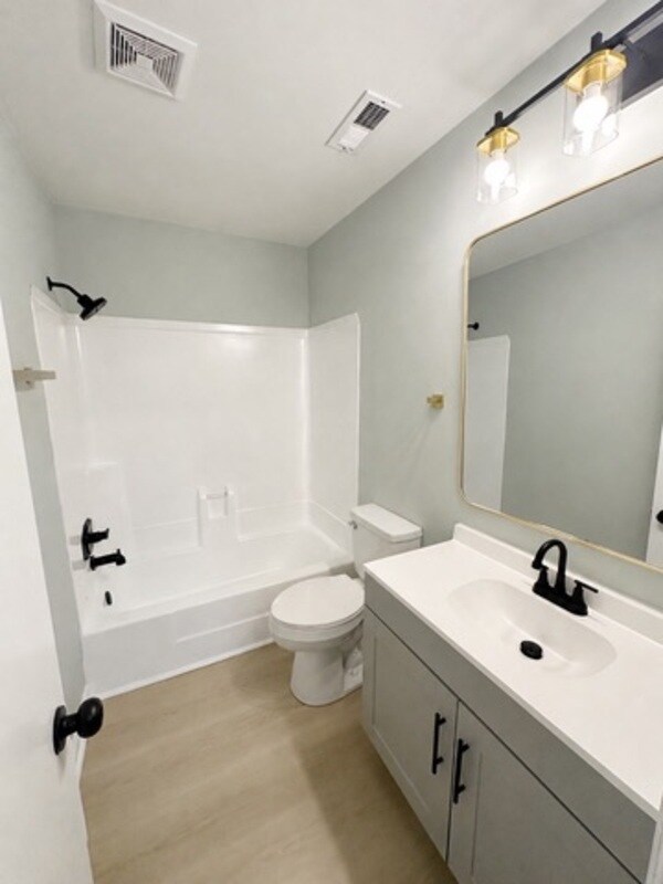 Building Photo - 908 Hearthridge Ct