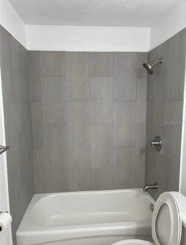 Building Photo - 9731 SW 32nd Ct