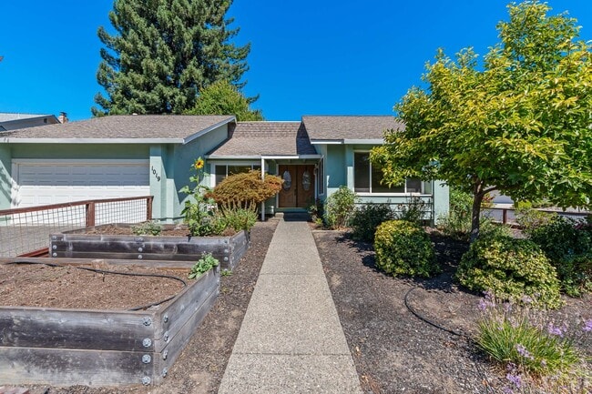 Primary Photo - Browns Valley 3 bed 2 bath home