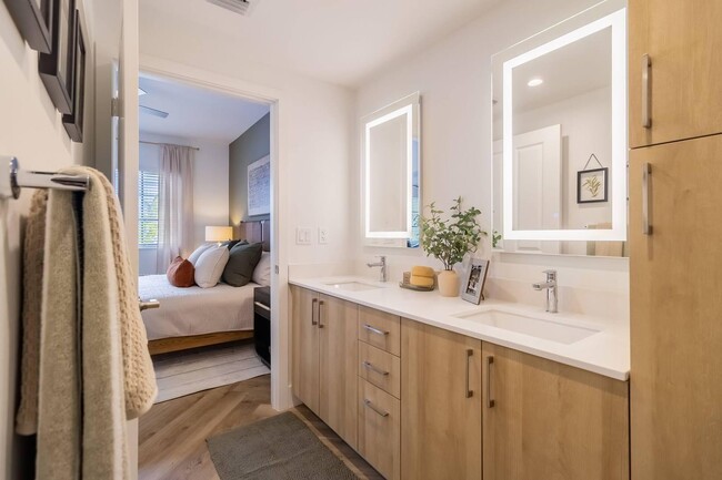 Building Photo - 11290 Randi Dr