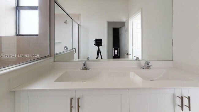 Building Photo - 11035 W 35th Way