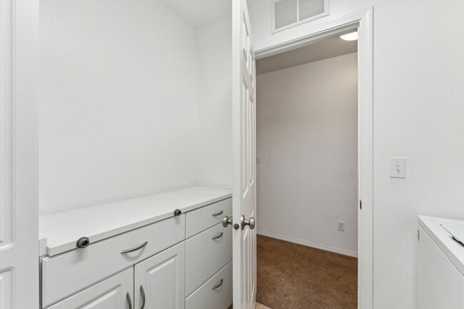 Building Photo - 11416 W Colorado River St