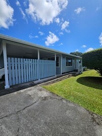 Building Photo - Beautiful 3 bedroom home on Naniakea St