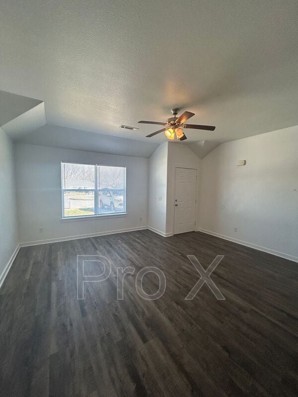 Building Photo - 644 Hidden Springs Dr