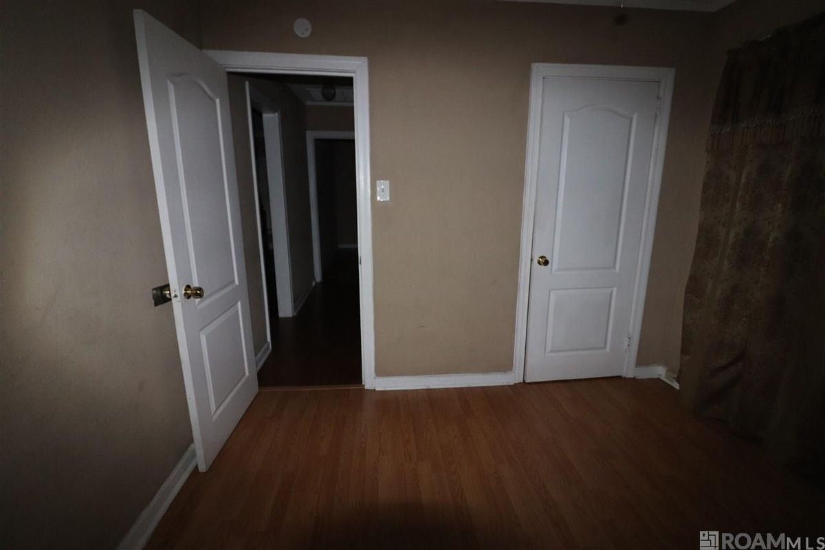 Building Photo - 2654 Sheldon Dr