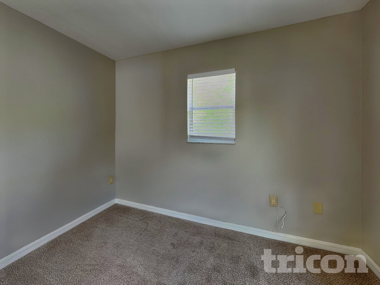 Building Photo - 10432 Boyette Creek Blvd