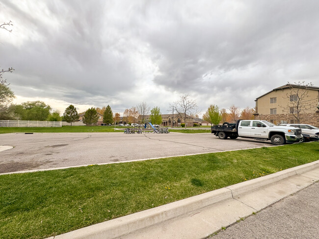 Building Photo - 248 S 550 W