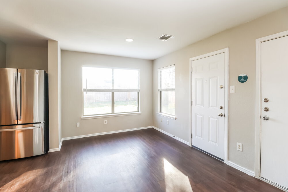 Building Photo - 29626 Evergreen Hills Dr
