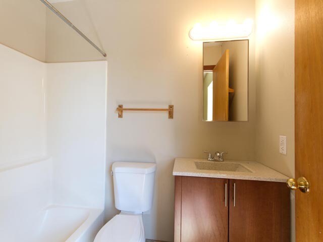 Building Photo - 46 NE Sacramento St