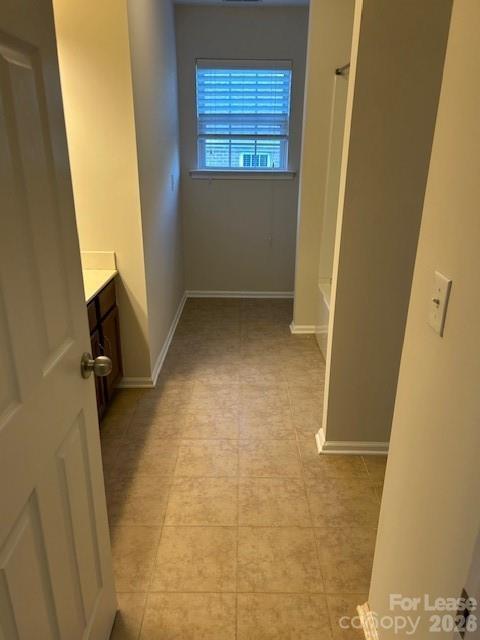 Building Photo - 9927 Paxton Run Rd