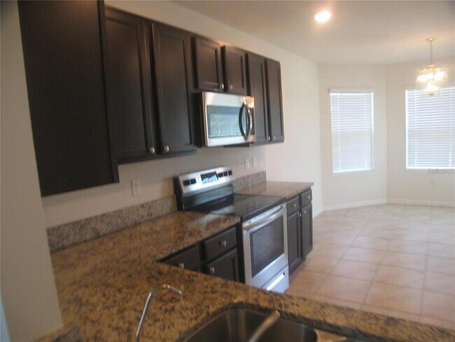 Building Photo - 599 Autumn Stream Dr