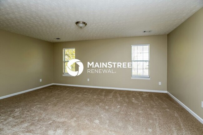 Building Photo - 5 Bedroom Pet-Friendly Home in Lithonia, GA with Main Street Renewal