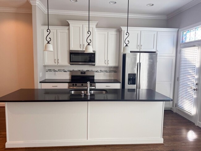 Building Photo - 2 Bedroom / 2 Bath House in Cookeville, TN!