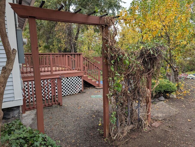 Building Photo - JL1-TFS