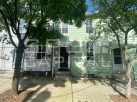 Building Photo - 227 S Washington St