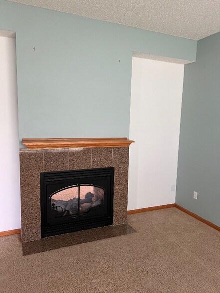Building Photo - 54 Meadowlark Dr